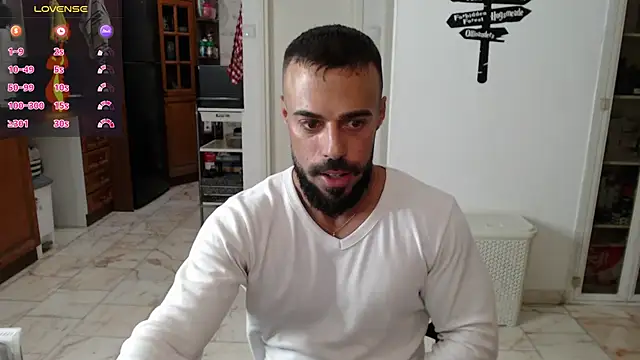 Snapshot of todddantes25 chatting on 14, 2, 2025 todddantes25 online show from 14, 2, 2025