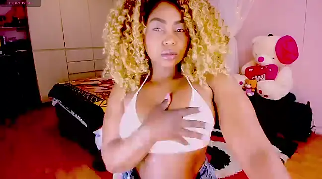 Aliana Ross online show from 7, 3, 2025