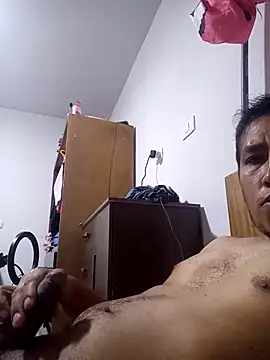 Elpeque x40 online show from 6, 1, 2025