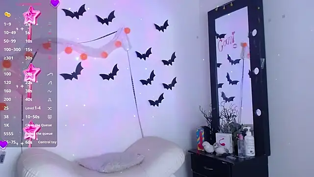 Snapshot of Yorkeidys1 chatting on 8, 11, 2025 Yorkeidys1 online show from 8, 11, 2025