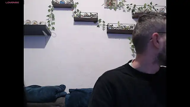 wawarruis online show from 15, 3, 2025