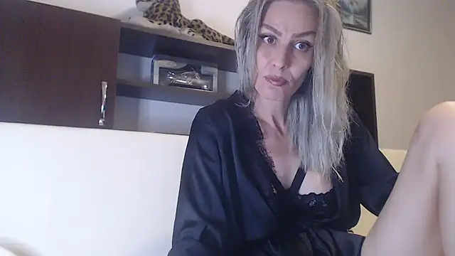 Snapshot of AshlineKatte chatting on 22, 9, 2025 AshlineKatte online show from 22, 9, 2025