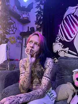 trashbrat online show from 28, 4, 2026
