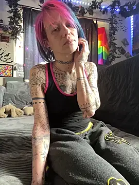 trashbrat online show from 4, 5, 2026