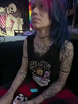 Snapshot of trashbrat chatting on 17, 6, 2026 trashbrat online show from 17, 6, 2026