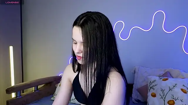 Snapshot of Harleen_Moore chatting on 2, 3, 2025 Harleen Moore online show from 2, 3, 2025