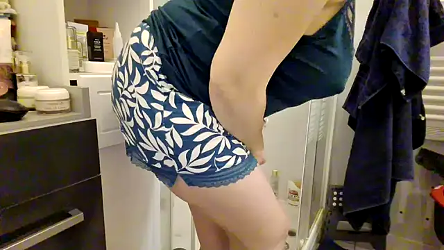 Snapshot of sweetinside_ chatting on 13, 1, 2025 sweetinside online show from 13, 1, 2025