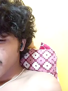 CosmicEmuu online show from 9, 1, 2025