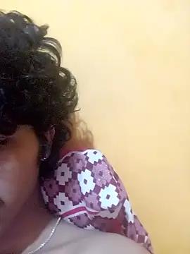 CosmicEmuu online show from 12, 1, 2025