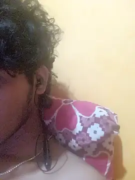 CosmicEmuu online show from 26, 2, 2026