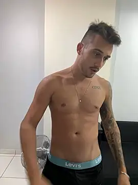 carvalhofelipe online show from 28, 2, 2025