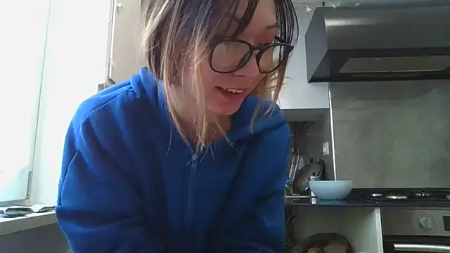 LoveFoxyQueen online show from 15, 1, 2025