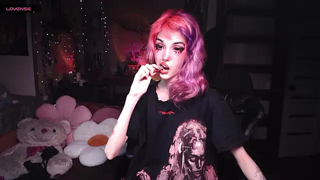 Ink  pleasure online show from 5, 7, 2026