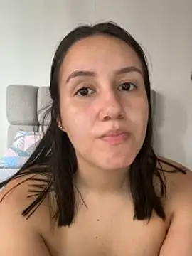 Jullya x online show from 3, 6, 2026