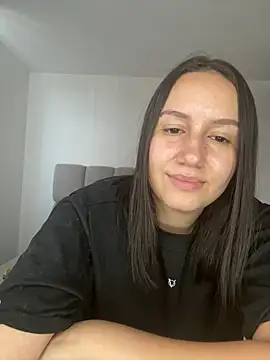 Jullya x online show from 24, 6, 2026