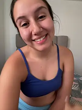 Jullya x online show from 13, 7, 2026