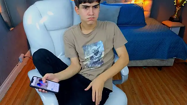 Tommy18   online show from 18, 3, 2025