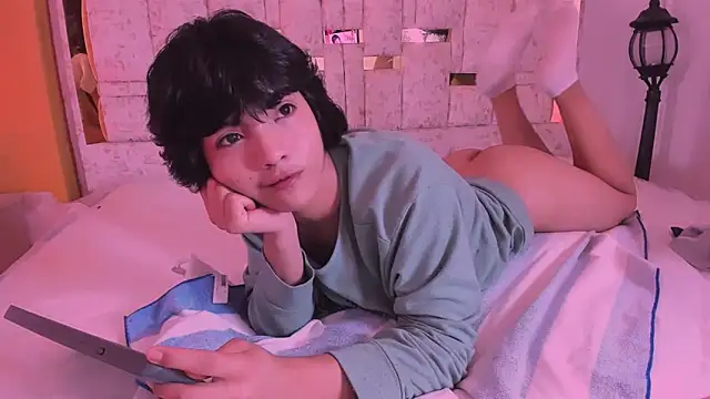 AllanYong18 online show from 19, 3, 2025