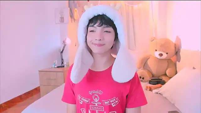 AllanYong18 online show from 21, 10, 2025