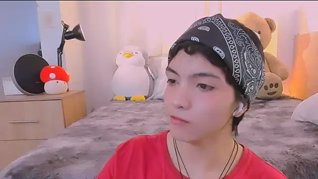 AllanYong18 online show from 13, 3, 2026