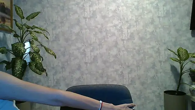 LissaBlossom online show from 3, 8, 2026