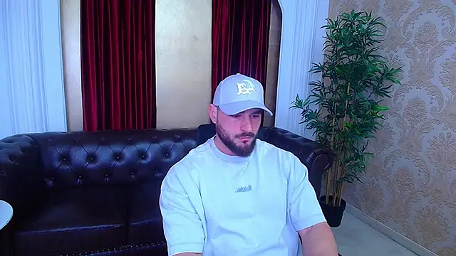 AdamJamesonn online show from 2, 11, 2025