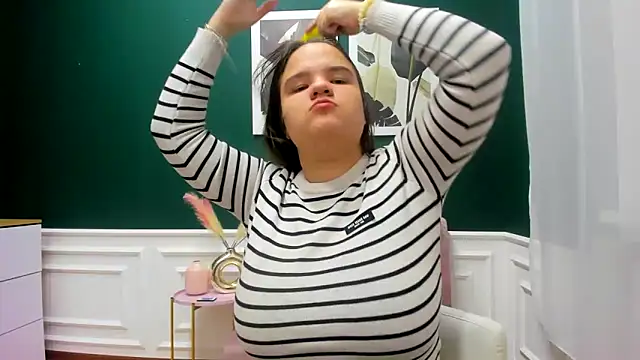 AdeleCruz online show from 9, 2, 2025