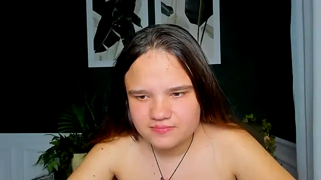 Snapshot of AdeleCruz chatting on 10, 5, 2026 AdeleCruz online show from 10, 5, 2026