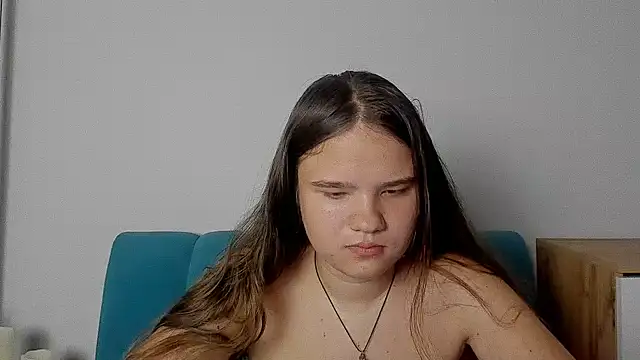 Snapshot of AdeleCruz chatting on 10, 6, 2026 AdeleCruz online show from 10, 6, 2026