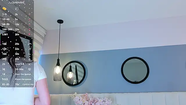 chelsea bolton  online show from 12, 7, 2026