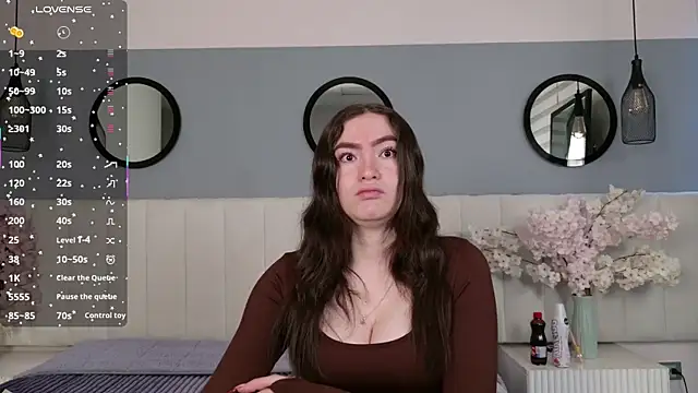 chelsea bolton  online show from 27, 7, 2026