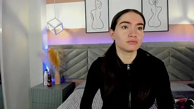 chelsea bolton  online show from 28, 7, 2026