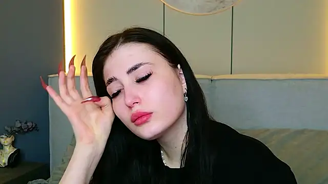 EmmaLawrens online show from 2, 7, 2026