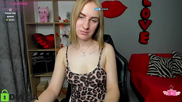 BeautyBlondy online show from 18, 11, 2025