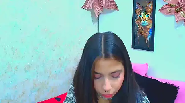 Rousse violett online show from 24, 1, 2025