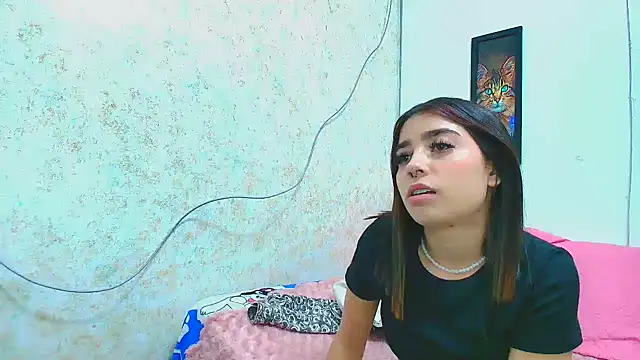 Rousse violett online show from 22, 3, 2025