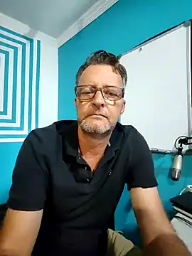 itsmeyes69 online show from 29, 1, 2025