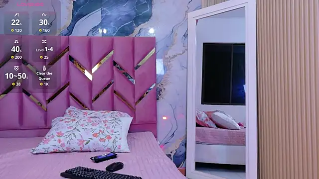 hotiergirl online show from 18, 2, 2026