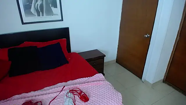  Daniela hot 1 online show from 19, 1, 2025