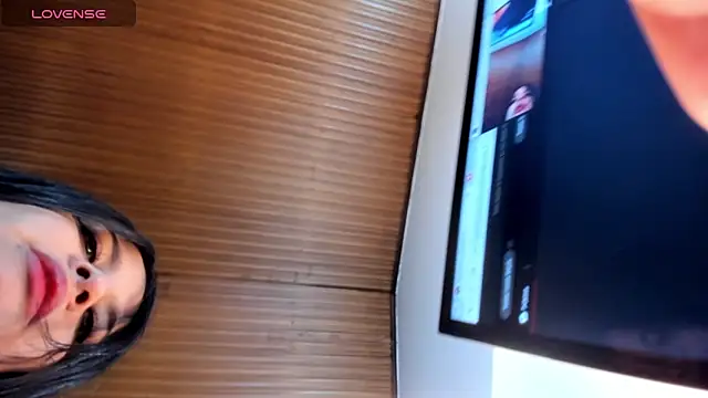  Daniela hot 1 online show from 5, 3, 2025