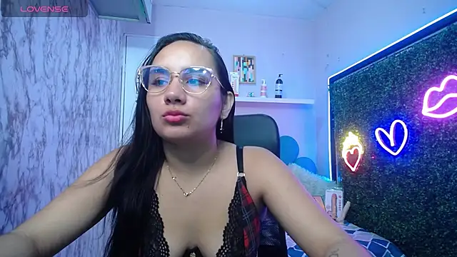 Maylin horny19 online show from 3, 5, 2026