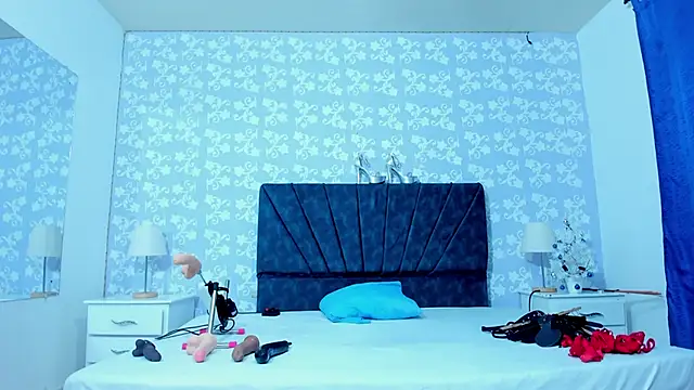 SalomeSimonz online show from 3, 12, 2025