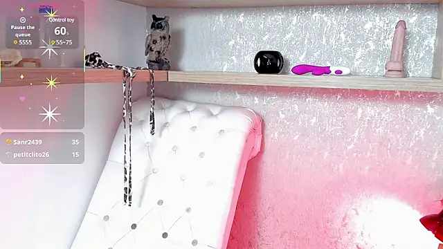 Luxury Woman online show from 20, 3, 2025