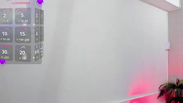 Luxury Woman online show from 27, 11, 2025