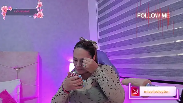 Elise-Leyton online show from 1, 10, 2025