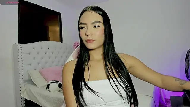 Snapshot of Alana_ponsee chatting on 18, 11, 2025 Alana ponsee online show from 18, 11, 2025