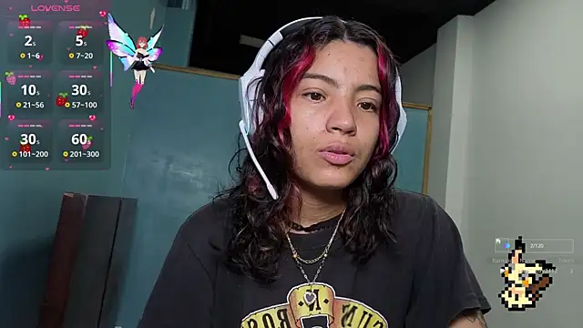 Lovelyamyy online show from 13, 10, 2025