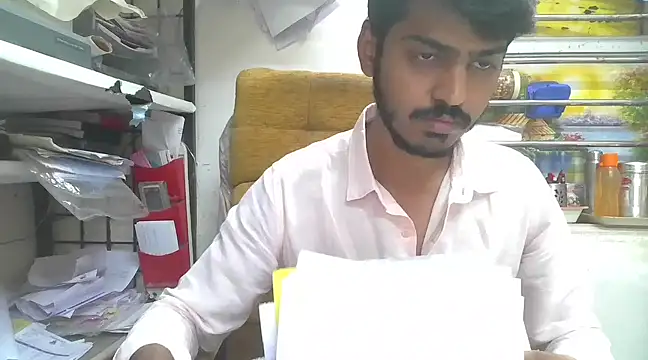 cute modell online show from 14, 2, 2025