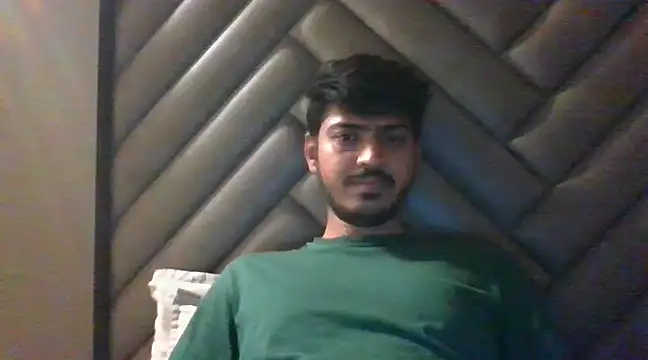 cute modell online show from 21, 3, 2025