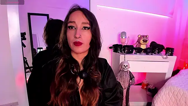 coral jonesss online show from 22, 11, 2025